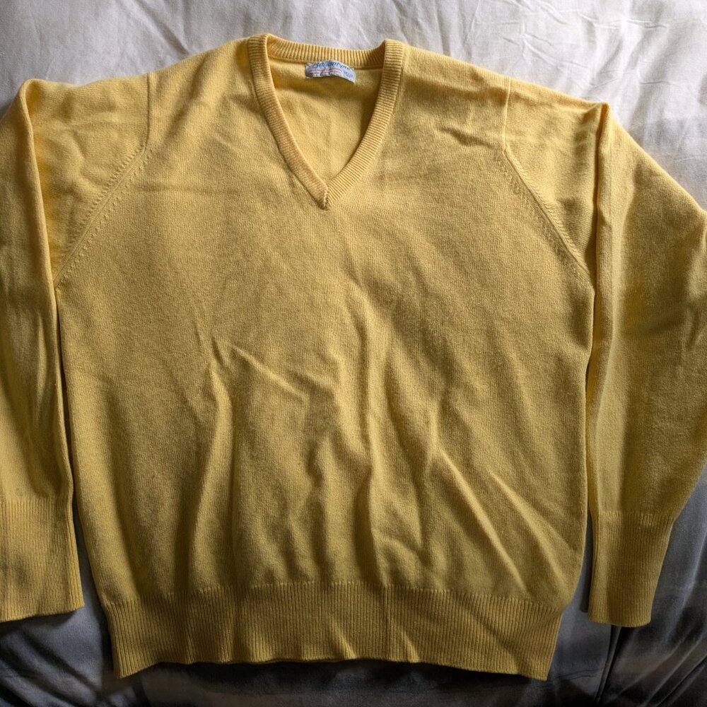 Vintage Ballantyne 100% Cashmere Sweater Made in Scotland - Picture 2 of 13